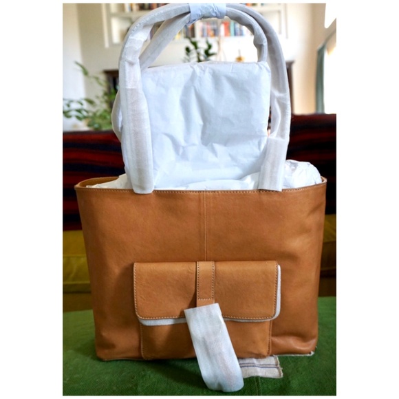 Frye Handbags - Frye Madison Leather Tote Bag